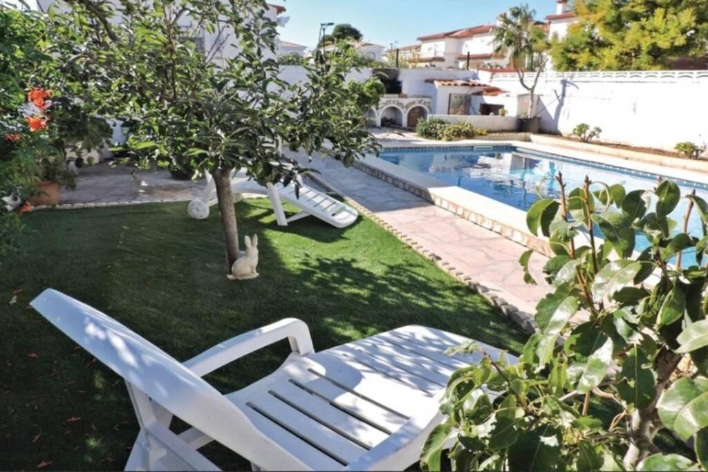 Preciosa Casa Con Piscina Al Lado De La Playa Villa Miami Playa ภายนอก รูปภาพ